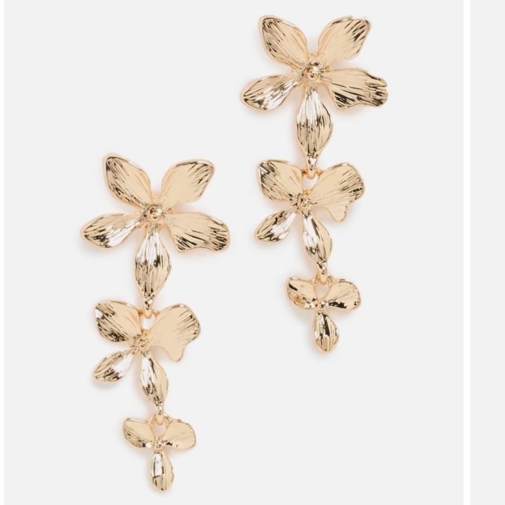 Anthropologie Shashi 18k Apana Statement triple Flower gold Earrings dangle✅ - Picture 4 of 5